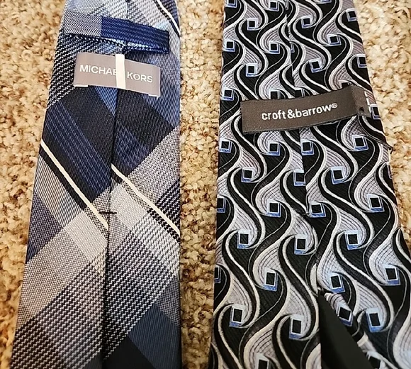 Elegant Blue and Black Tie Set - Picture 2 of 6